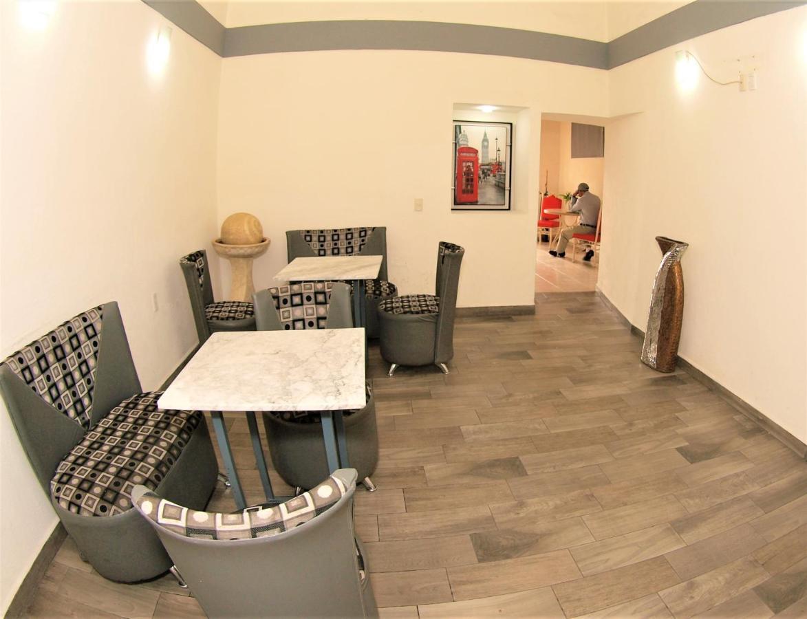 Hotel Jorge Alejandro Guadalajara Ngoại thất bức ảnh