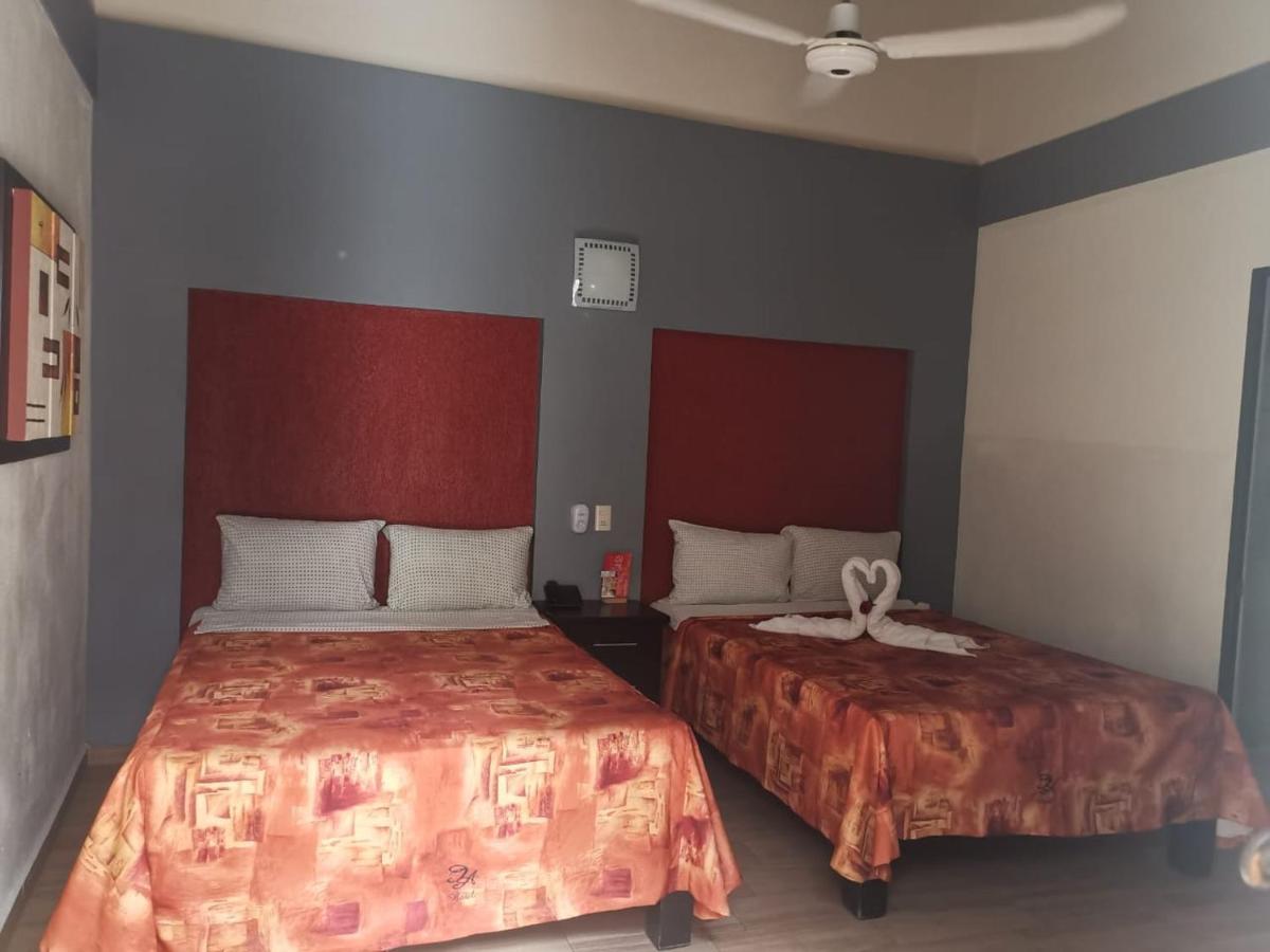 Hotel Jorge Alejandro Guadalajara Ngoại thất bức ảnh