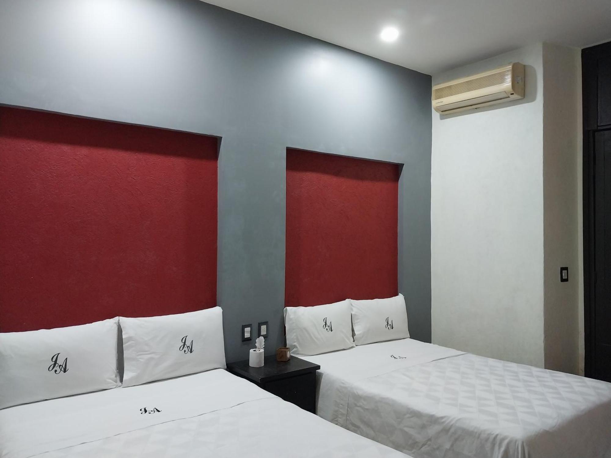 Hotel Jorge Alejandro Guadalajara Ngoại thất bức ảnh