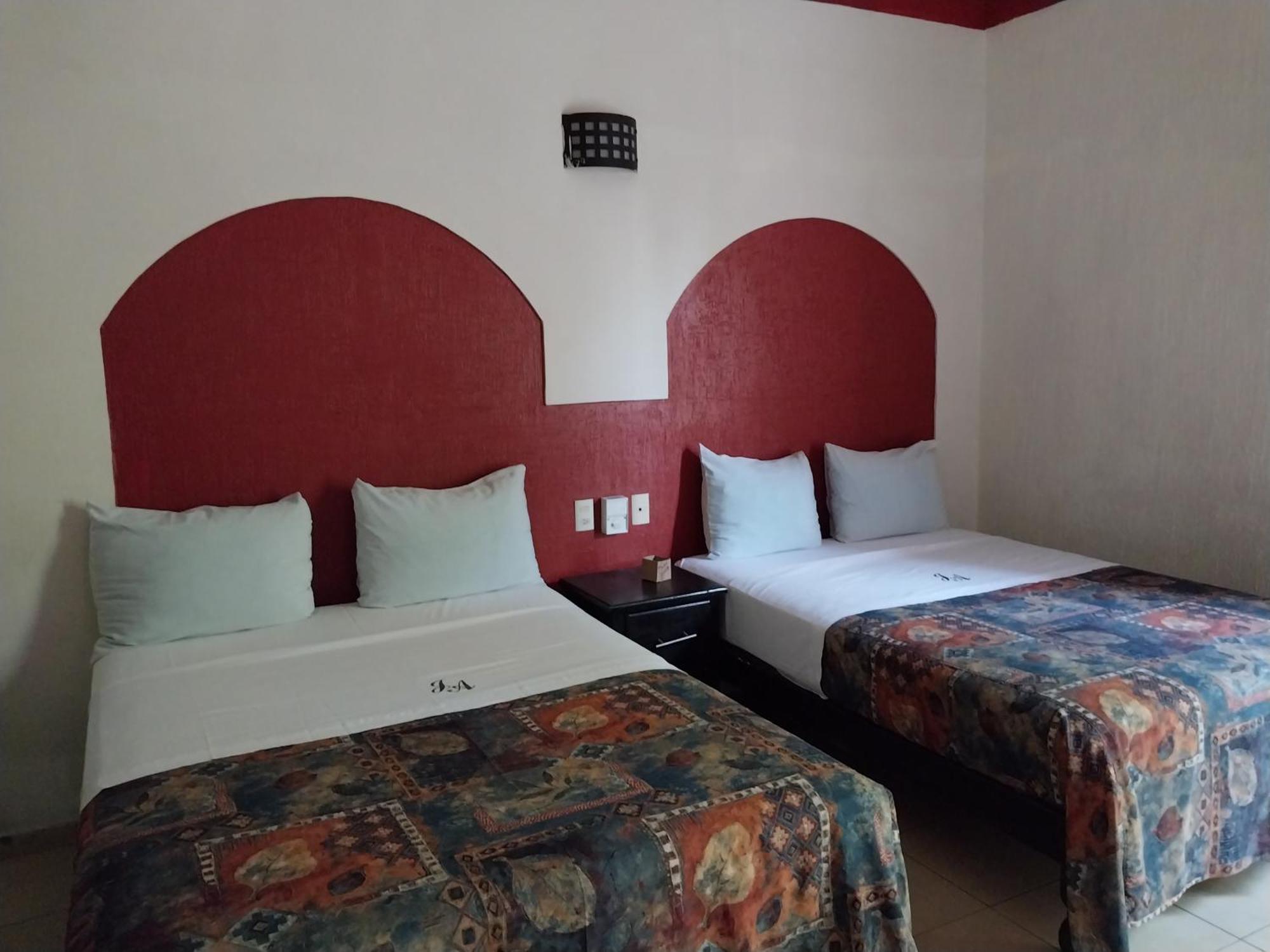 Hotel Jorge Alejandro Guadalajara Ngoại thất bức ảnh